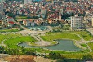 CHO THUÊ MẶT BẰNG HƠN 3000M2 TẠI CẦU GIẤY LÀM DỊCH VỤ GIÁ 140K/M2.